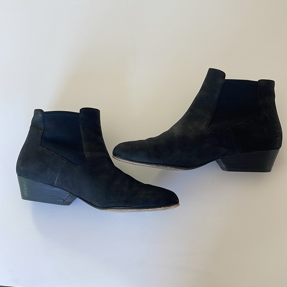 Eileen Fisher Knack Ankle Booties Boots in Black Nubuck Leather Pull On Size 8 - Picture 4 of 13
